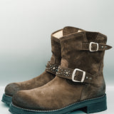 8" RIDER BOOT | BROWN SUEDE