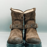 8" RIDER BOOT | BROWN SUEDE